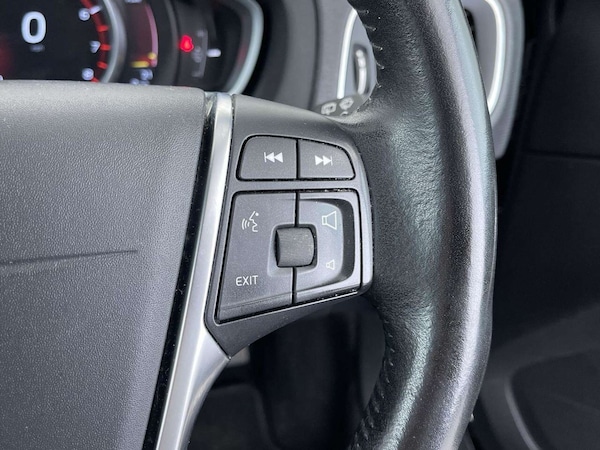 Used Volvo V40 2017 for sale - 76319148: Photo 53