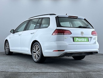 Used Volkswagen Golf 2017 for sale - 78583598: Photo