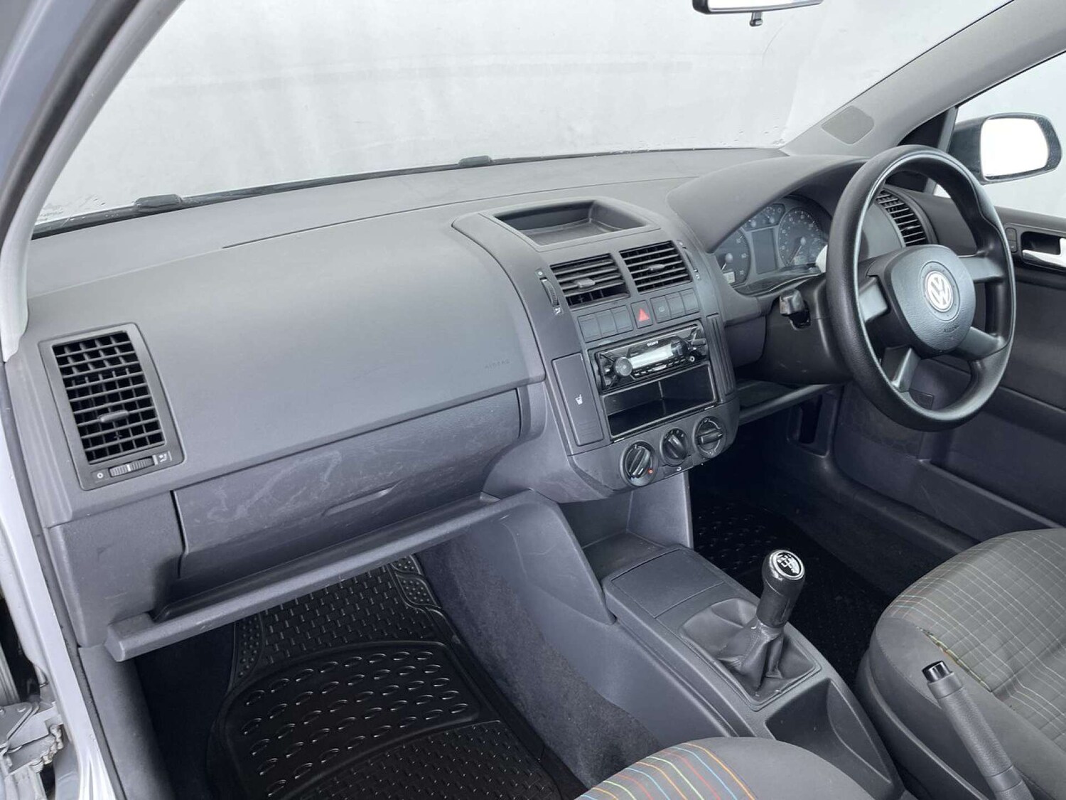 Used Volkswagen Polo 2005 for sale - 77452519: Photo 30