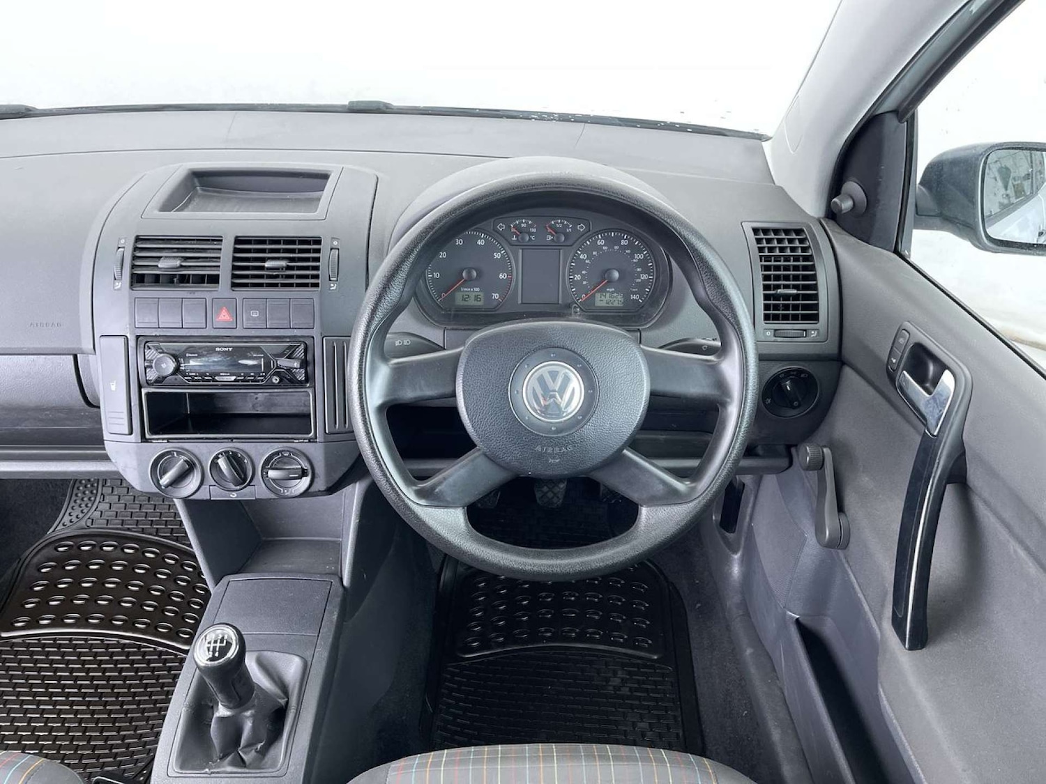 Used Volkswagen Polo 2005 for sale - 77452519: Photo 33