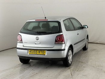 Used Volkswagen Polo 2005 for sale - 77452519: Photo