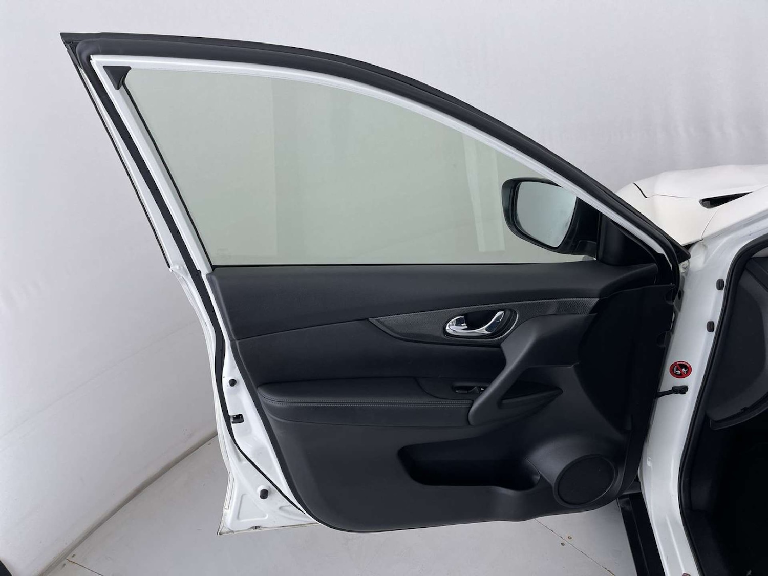 Used Nissan X-Trail 2016 for sale - 76352656: Photo 23