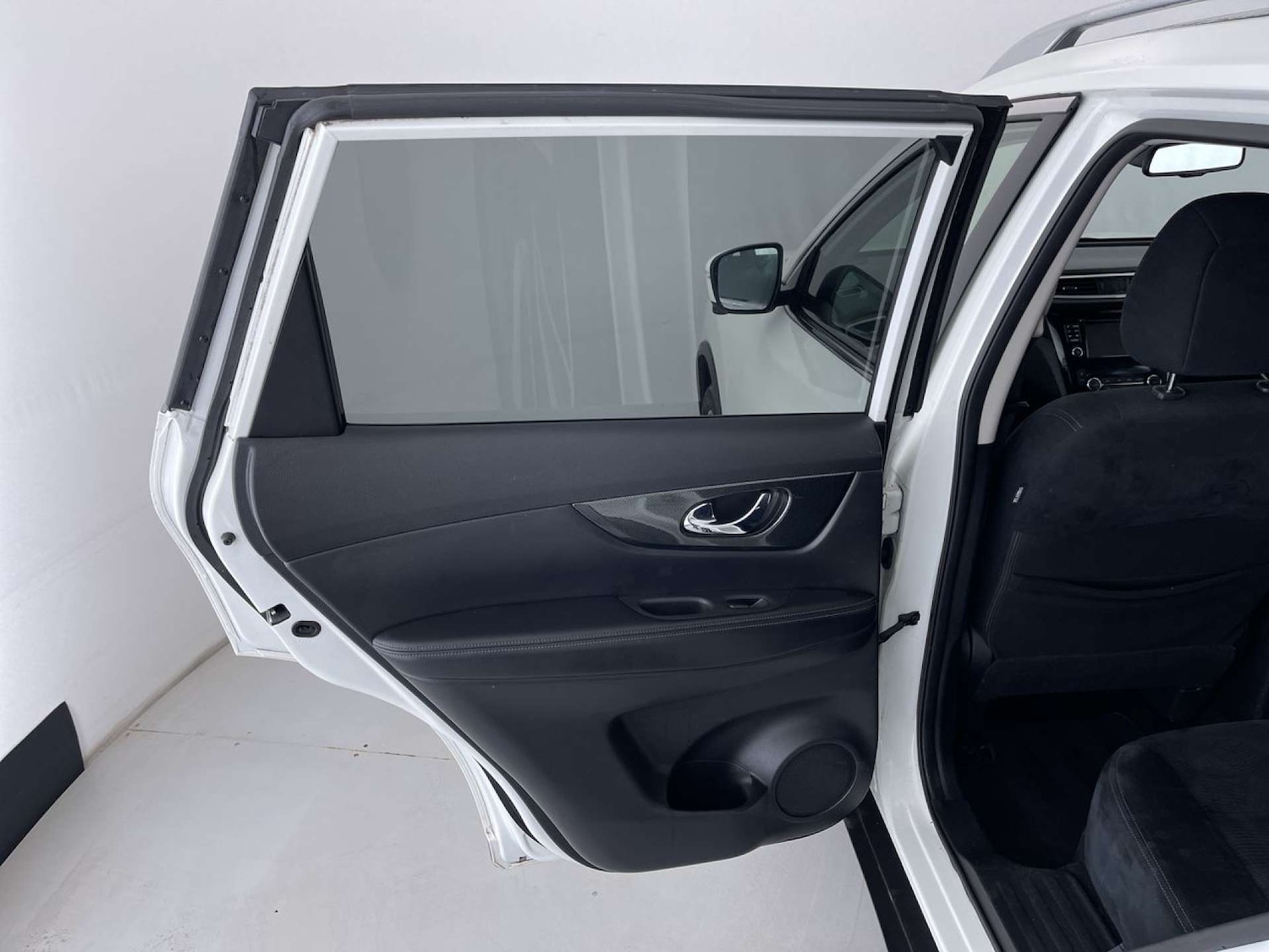 Used Nissan X-Trail 2016 for sale - 76352656: Photo 24