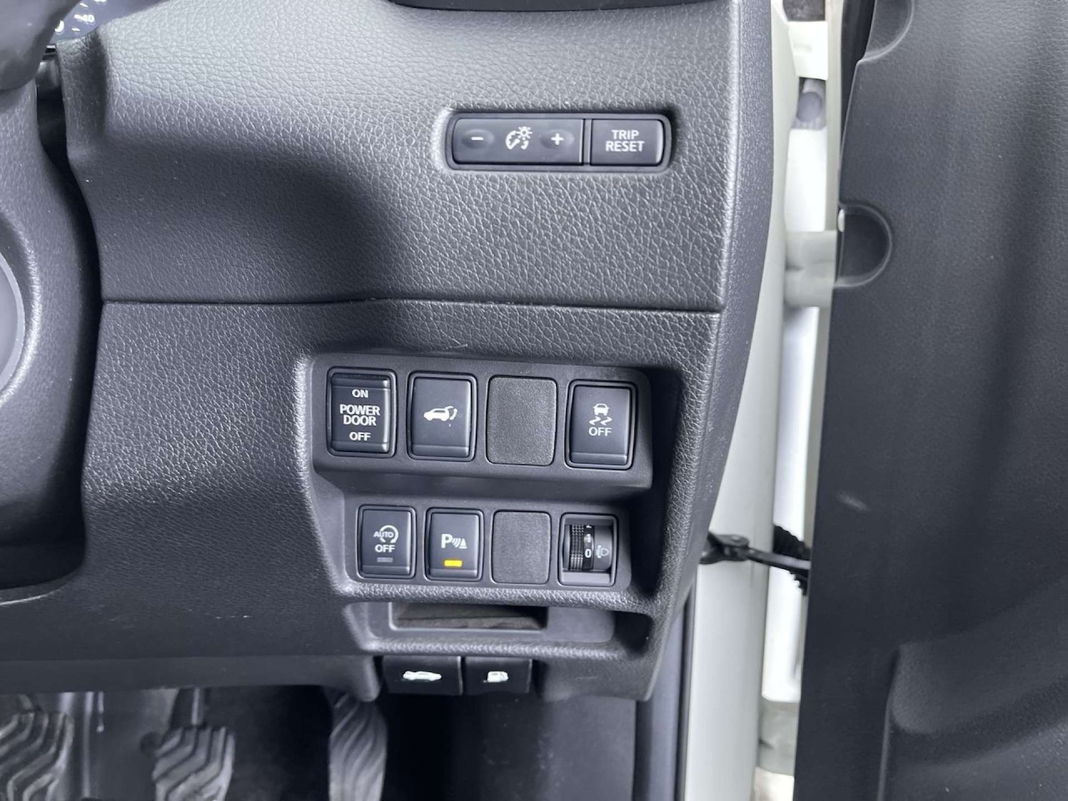 Used Nissan X-Trail 2016 for sale - 76352656: Photo 46