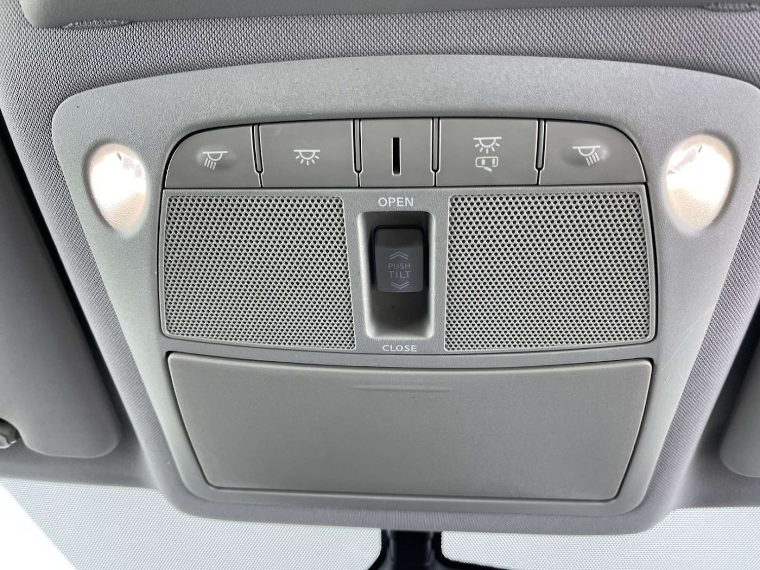 Used Nissan X-Trail 2016 for sale - 76352656: Photo 47