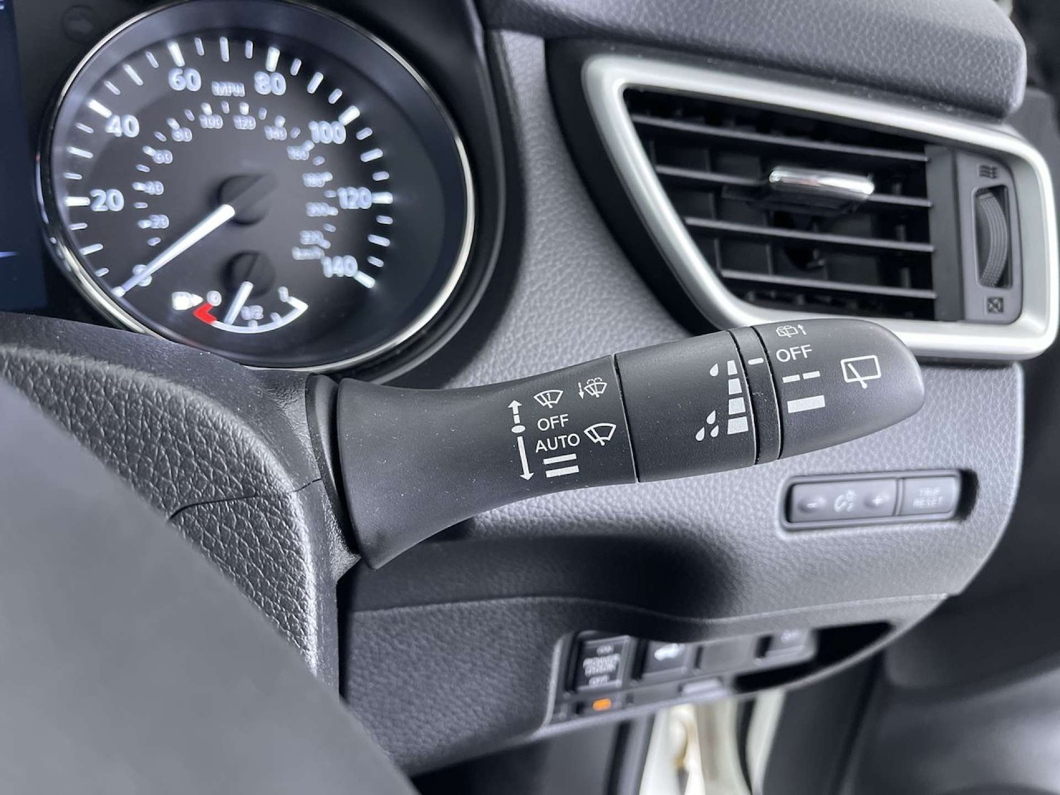 Used Nissan X-Trail 2016 for sale - 76352656: Photo 52
