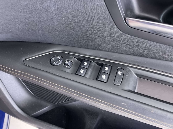 Used Peugeot 3008 2018 for sale - 76038470: Photo 53