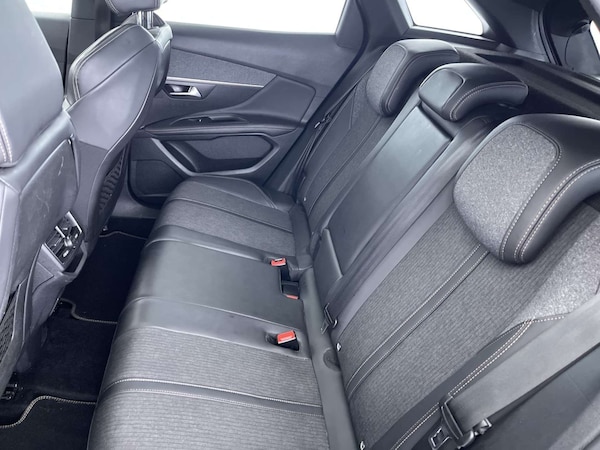 Used Peugeot 3008 2018 for sale - 76038470: Photo 9