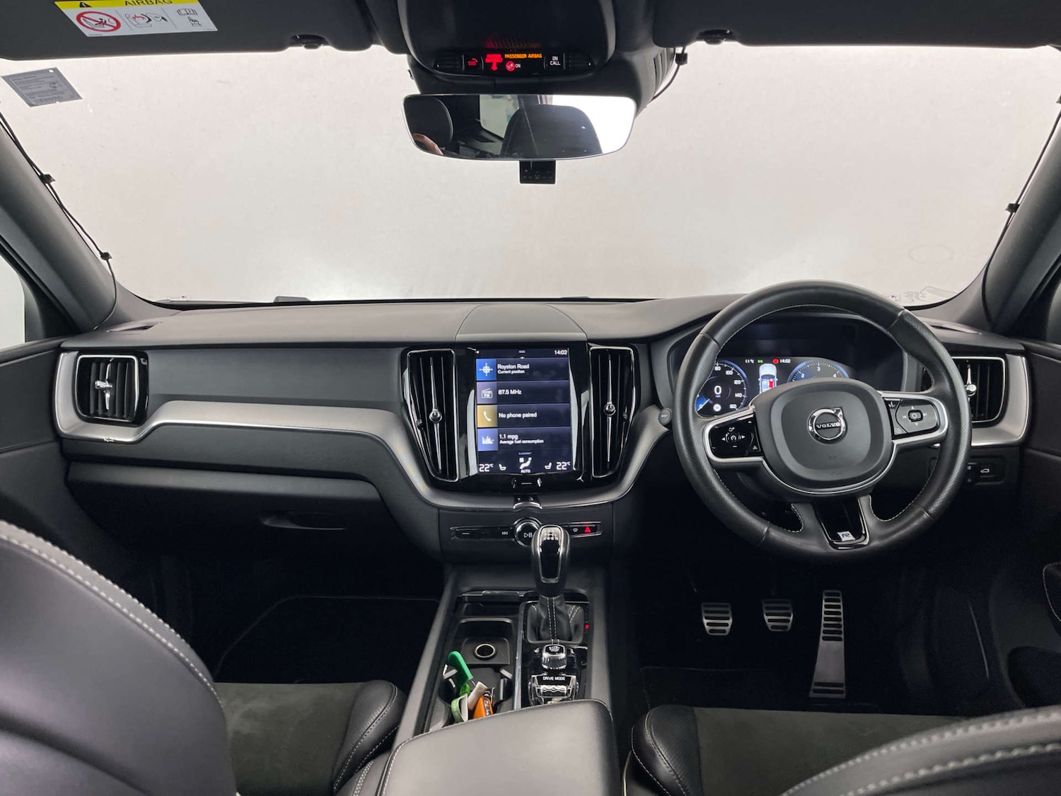 Used Volvo XC60 2018 for sale - 77392217: Photo 10