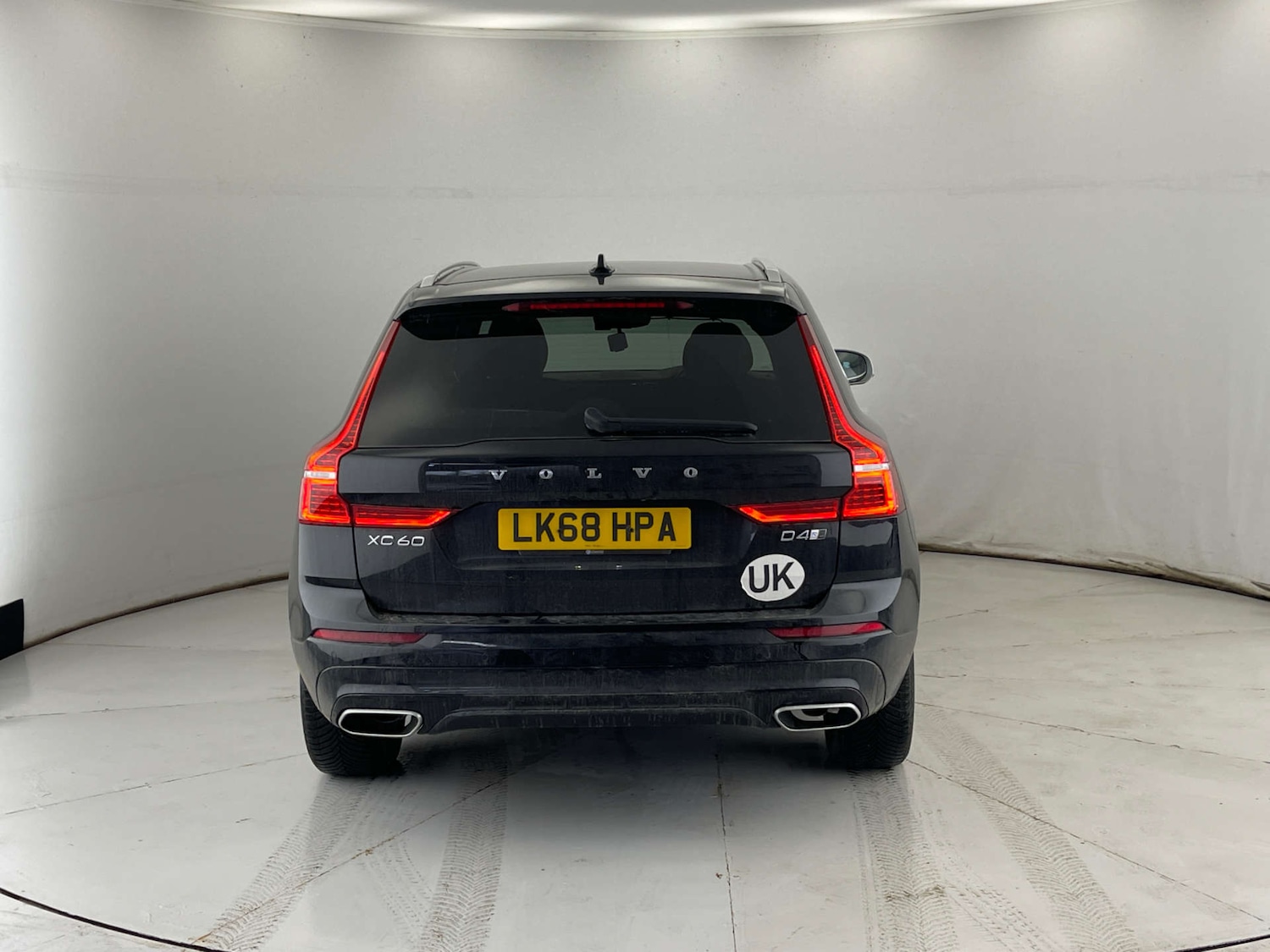 Used Volvo XC60 2018 for sale - 77392217: Photo 5