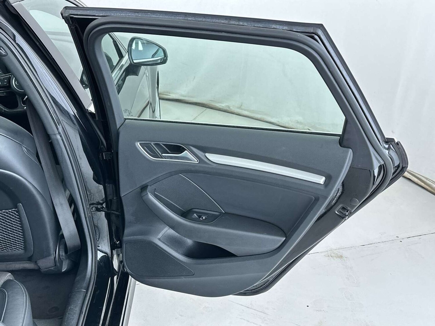 Used Audi A3 2017 for sale - 77932010: Photo 30