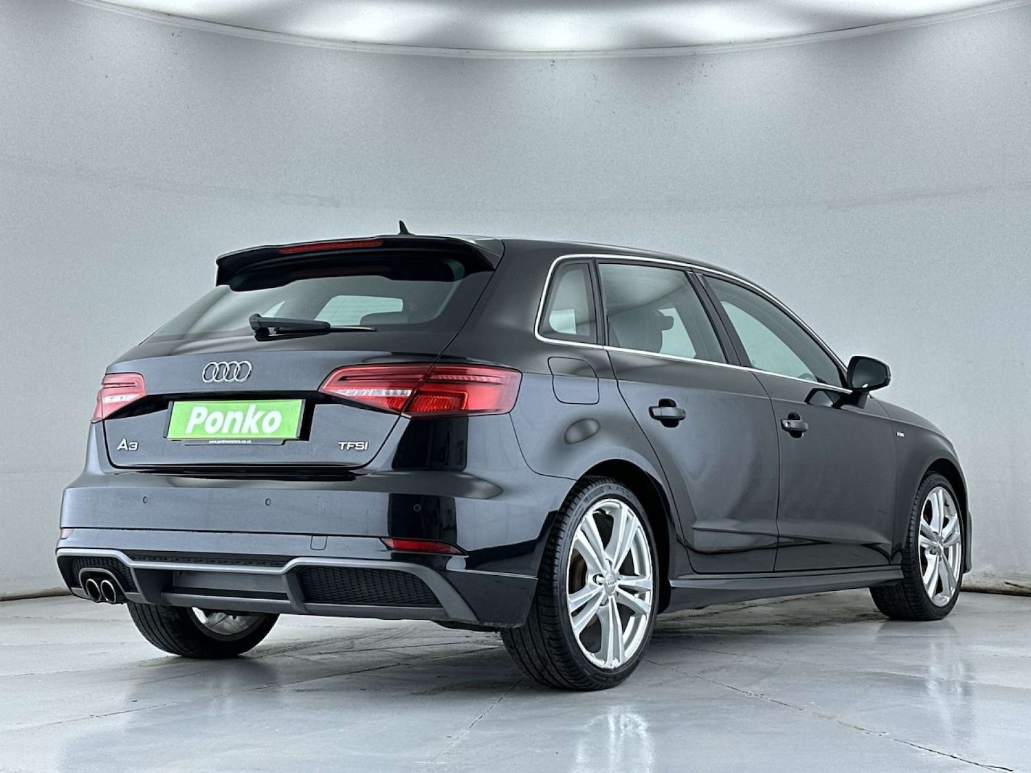 Used Audi A3 2017 for sale - 77932010: Photo 5