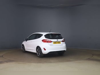 Used Ford Fiesta 2017 for sale - 79437406: Photo