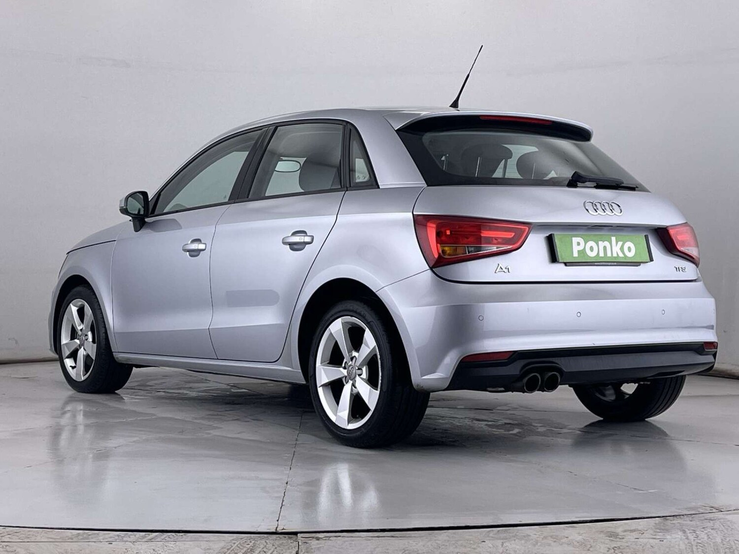 Used Audi A1 2018 for sale - 76556023: Photo 3