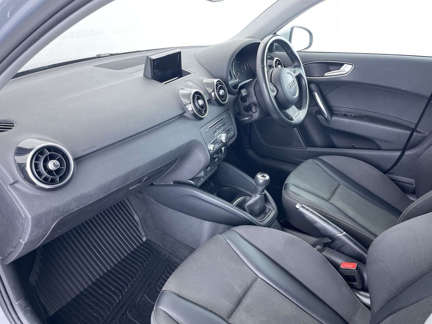 Used Audi A1 2018 for sale - 76556023: Photo 32