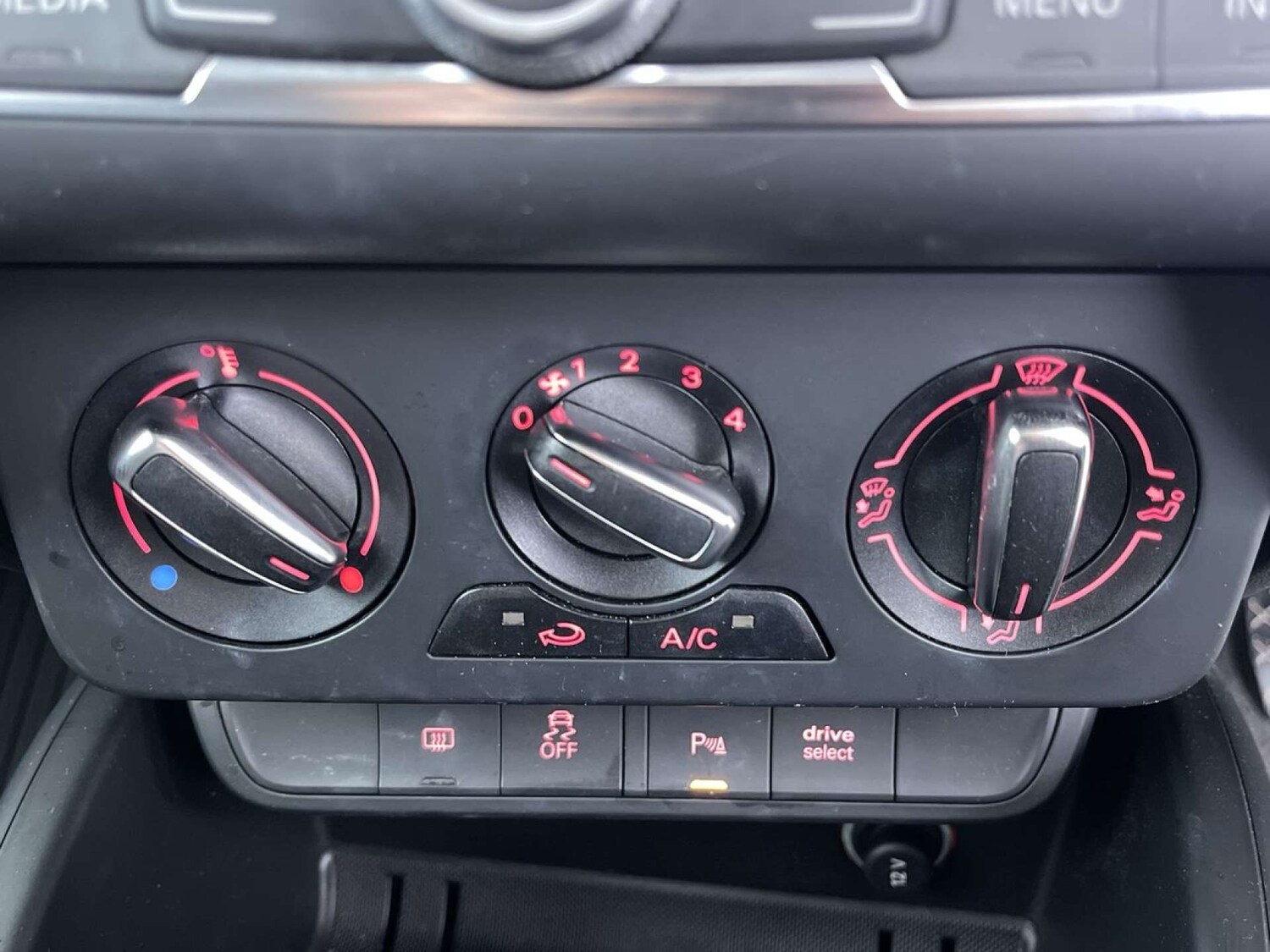 Used Audi A1 2018 for sale - 76556023: Photo 43