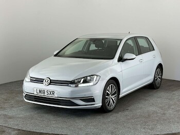 Used Volkswagen Golf 2018 for sale - 78345054: Photo