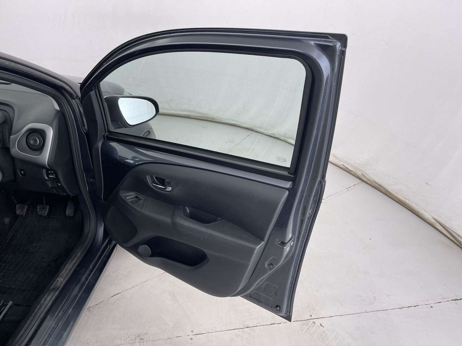Vehicle 84