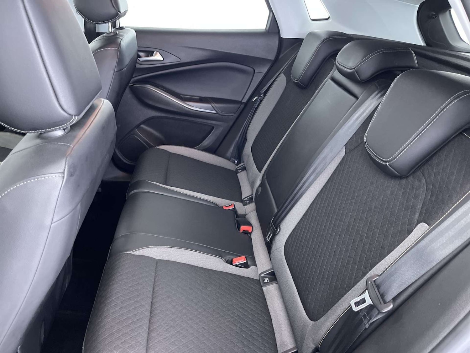 Used Vauxhall Grandland X 2018 for sale - 76305790: Photo 9