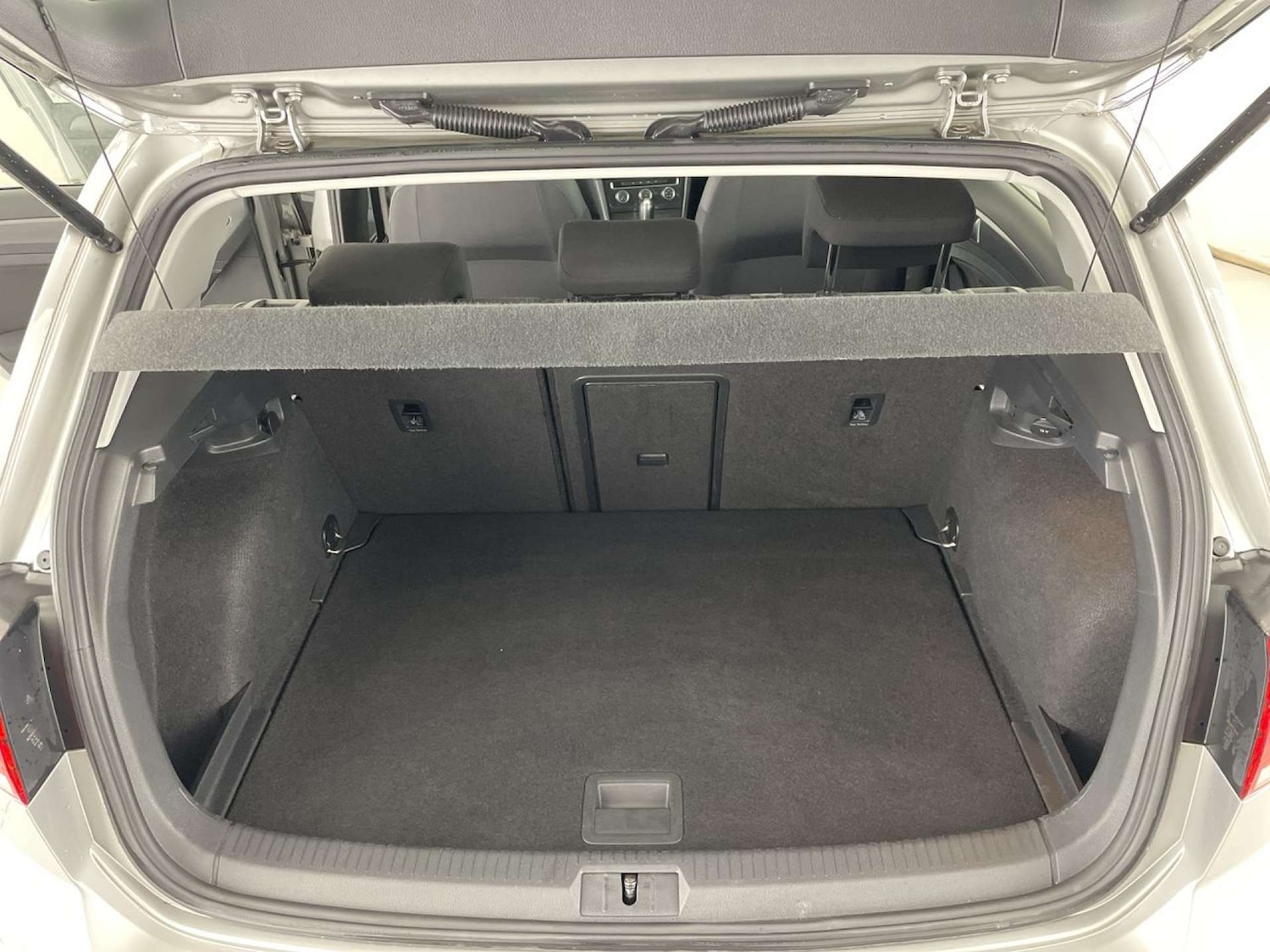 Used Volkswagen Golf 2018 for sale - 77420233: Photo 10