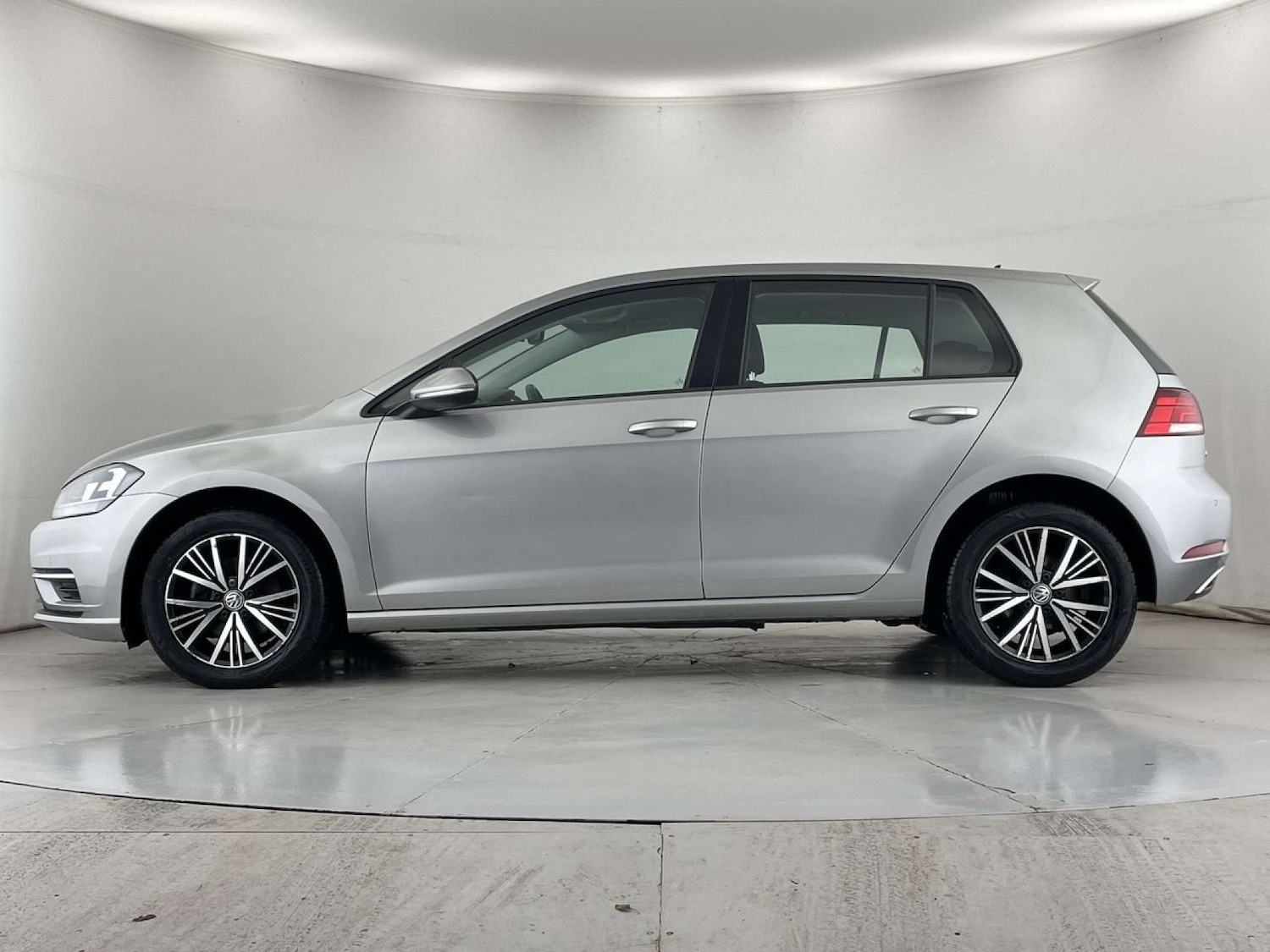 Used Volkswagen Golf 2018 for sale - 77420233: Photo 16