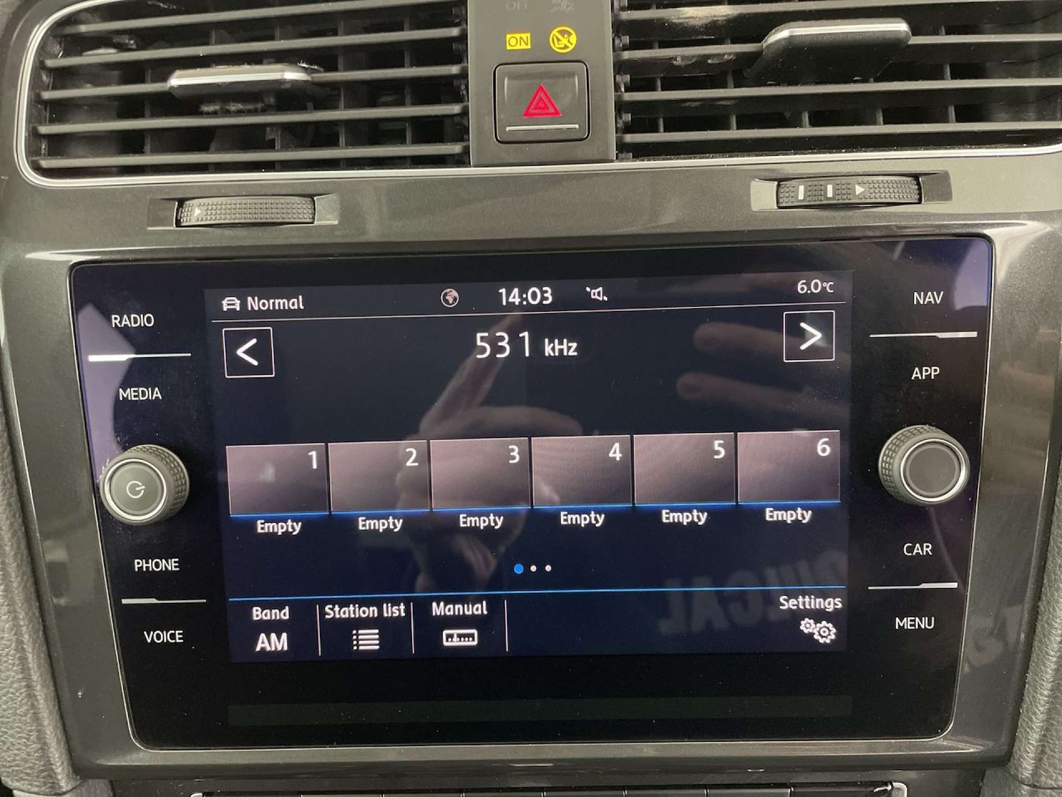 Used Volkswagen Golf 2018 for sale - 77420233: Photo 38