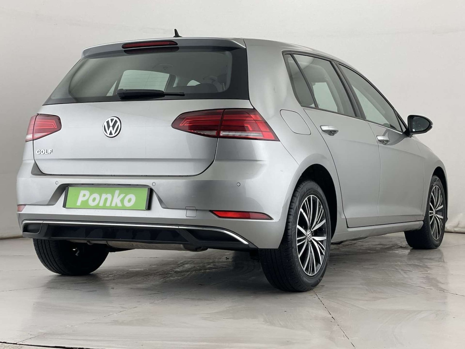 Used Volkswagen Golf 2018 for sale - 77420233: Photo 5