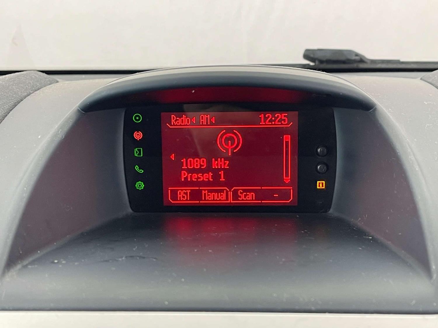 Used Ford Fiesta 2012 for sale - 77477830: Photo 14