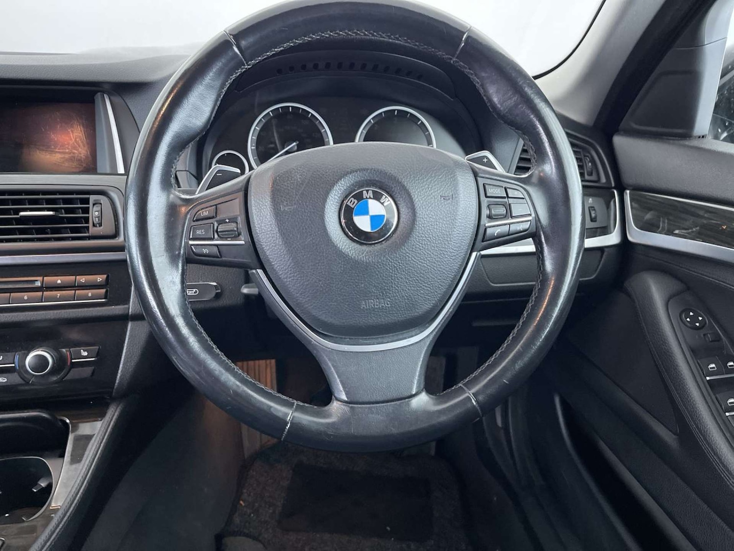 Used BMW 5 Series 2015 for sale - 76340730: Photo 36