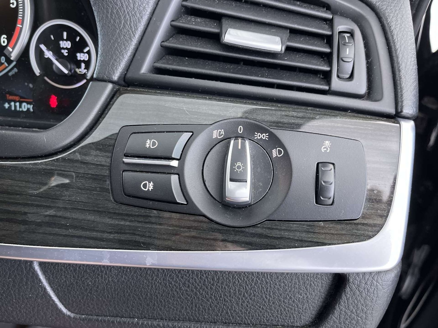 Used BMW 5 Series 2015 for sale - 76340730: Photo 49