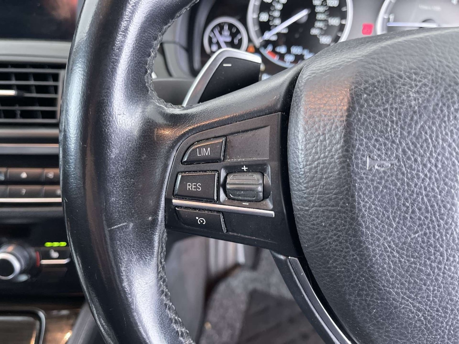 Used BMW 5 Series 2015 for sale - 76340730: Photo 51