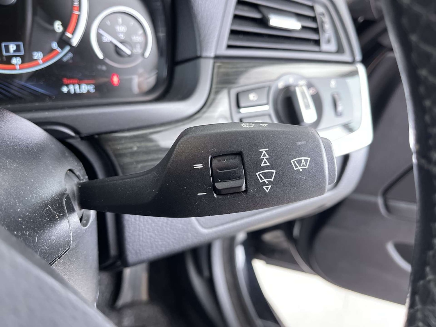 Used BMW 5 Series 2015 for sale - 76340730: Photo 54