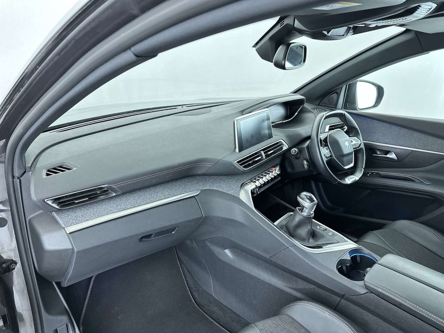 Used Peugeot 3008 2019 for sale - 78031100: Photo 32