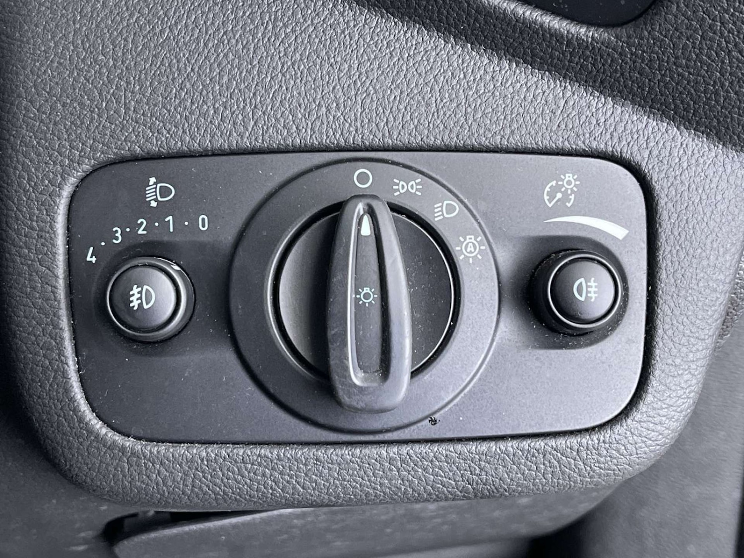 Used Ford Kuga 2018 for sale - 76829974: Photo 48