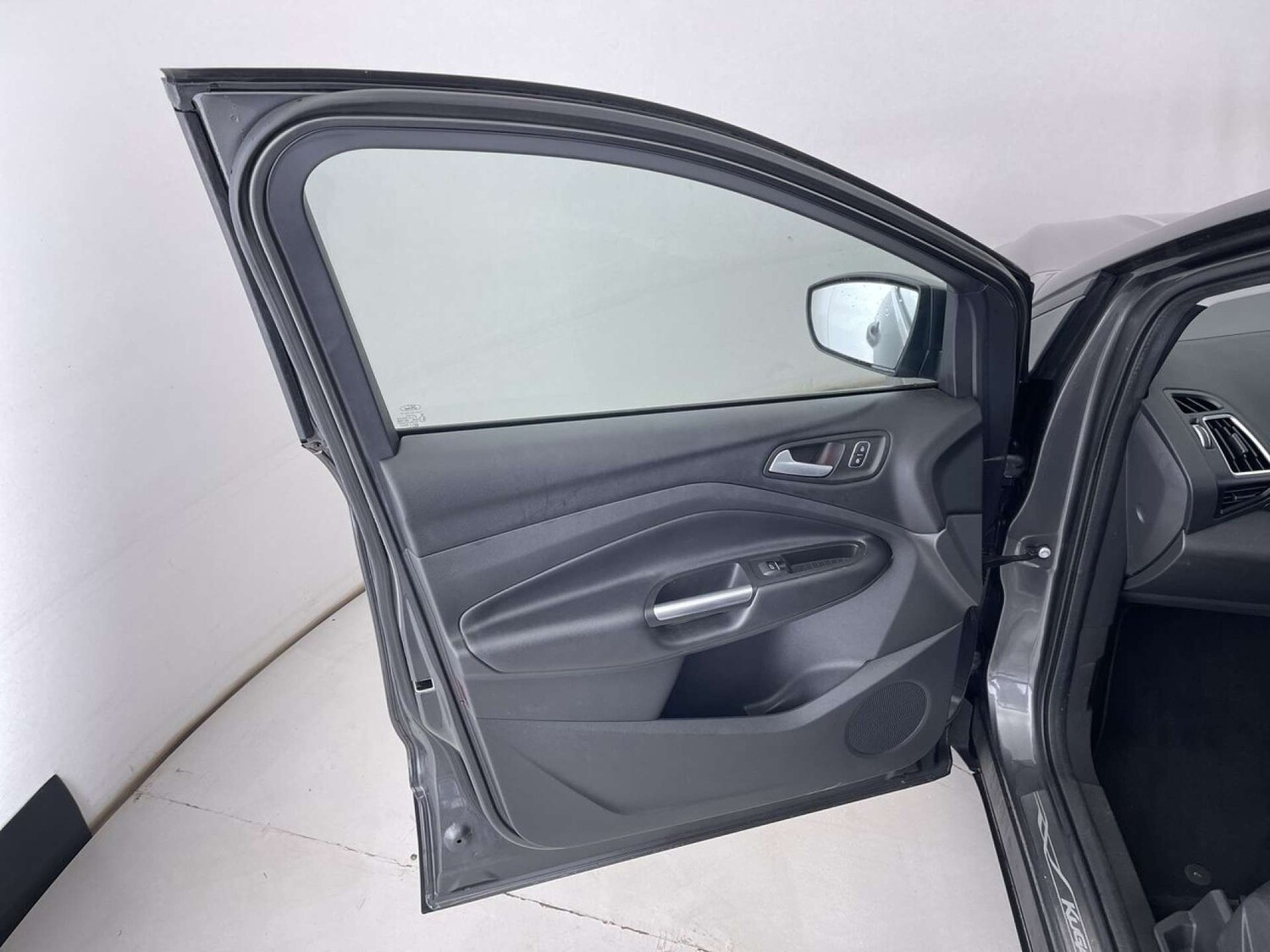 Used Ford Kuga 2018 for sale - 76602065: Photo 27