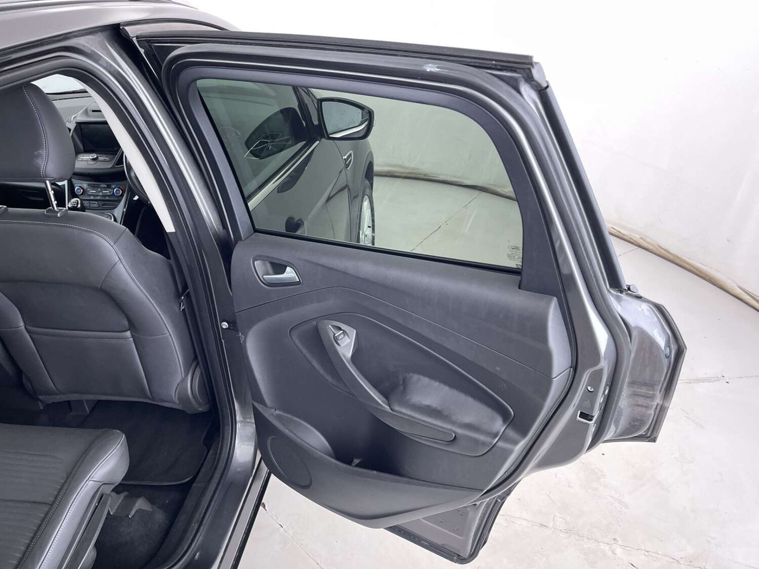 Used Ford Kuga 2018 for sale - 76602065: Photo 30