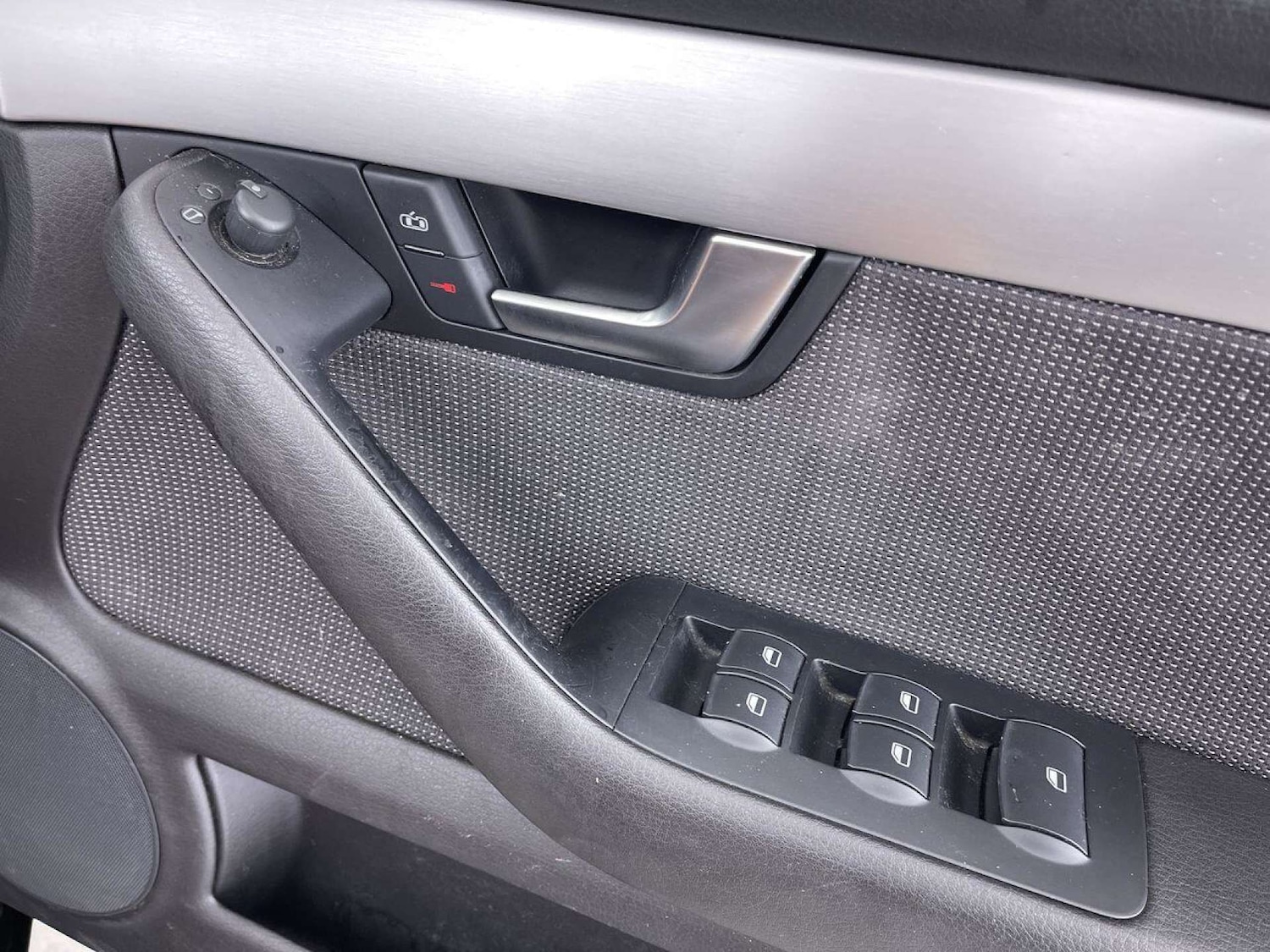 Used Audi A4 2007 for sale - 76931763: Photo 47