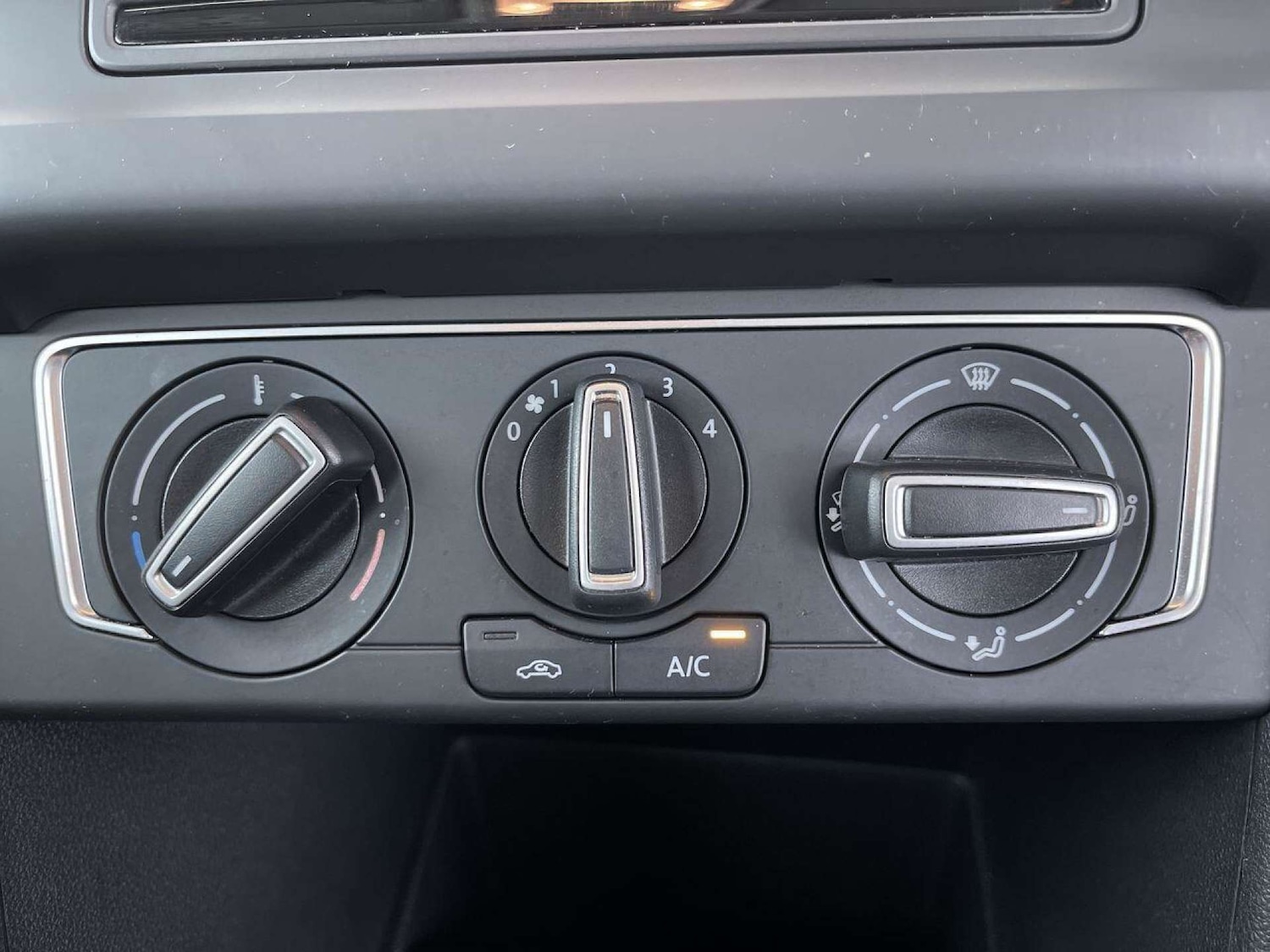 Vehicle 99