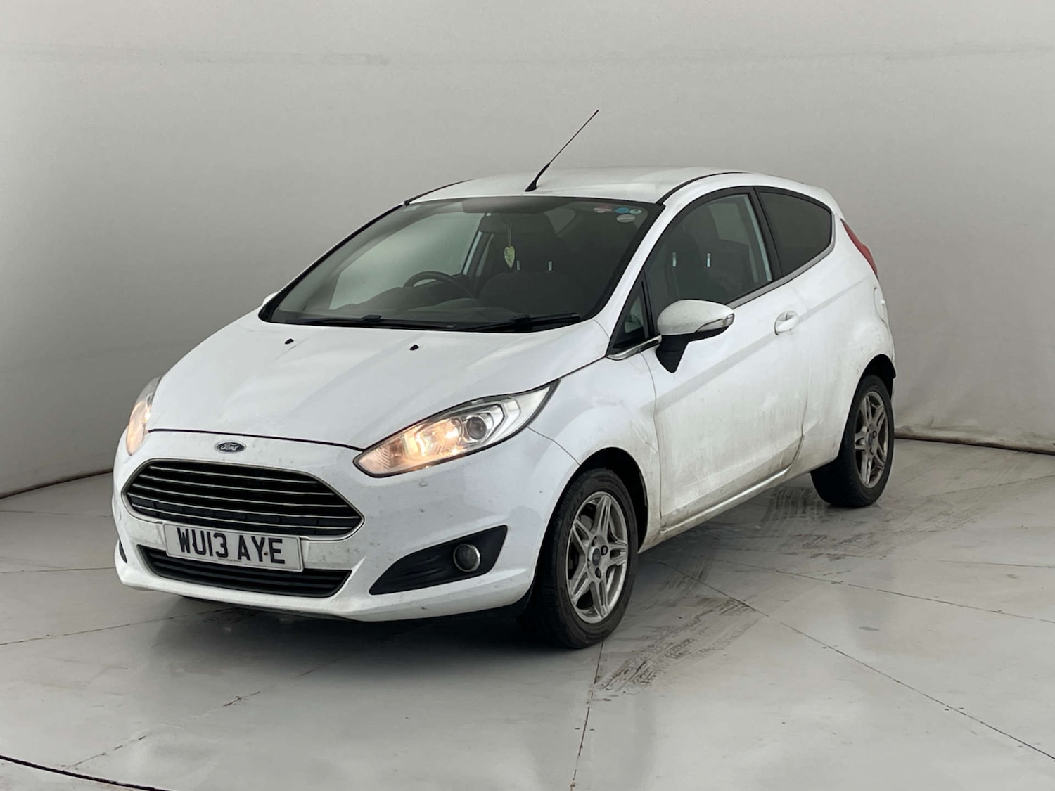 Used Ford Fiesta 2013 for sale - 77547632: Photo 3