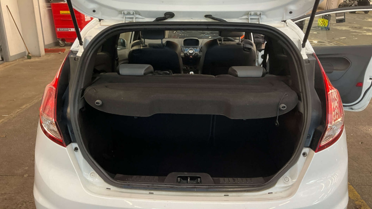 Used Ford Fiesta 2015 for sale - 76719553: Photo 7