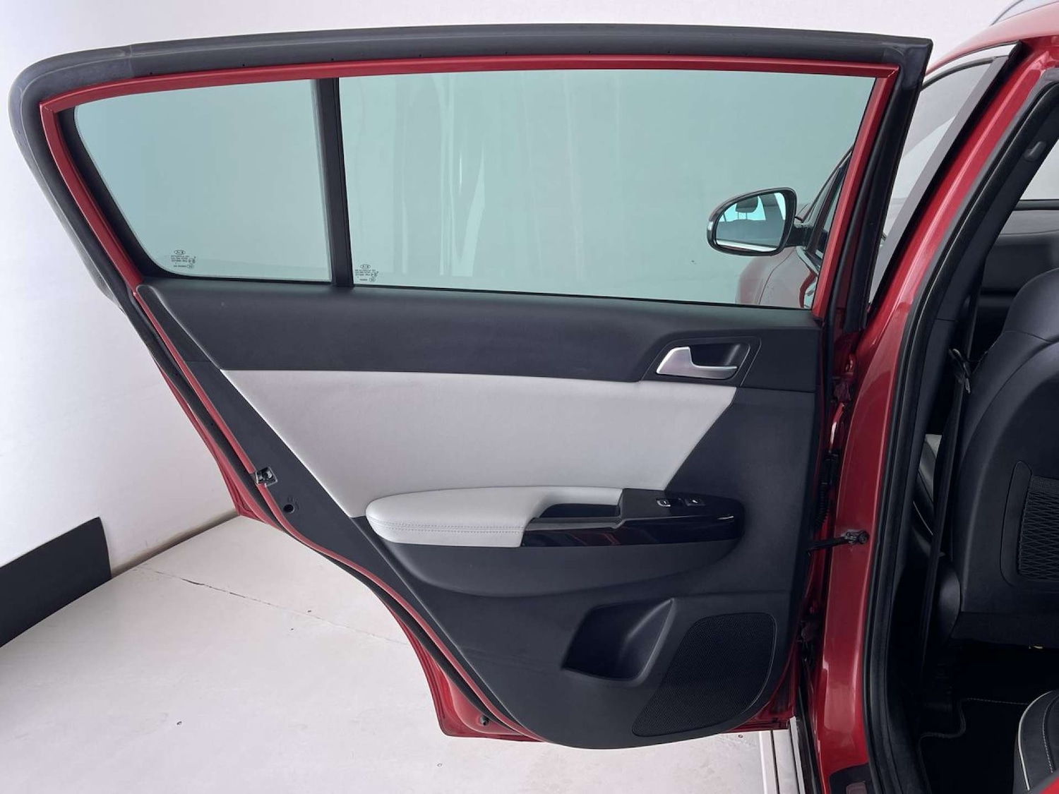 Used Kia Sportage 2017 for sale - 76544316: Photo 29