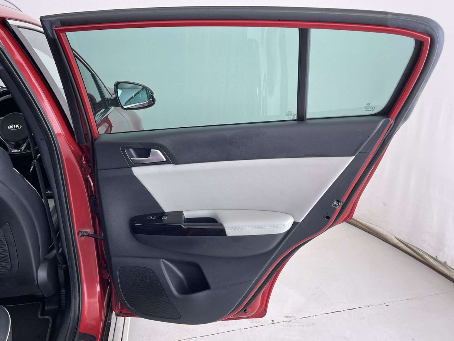 Used Kia Sportage 2017 for sale - 76544316: Photo 31