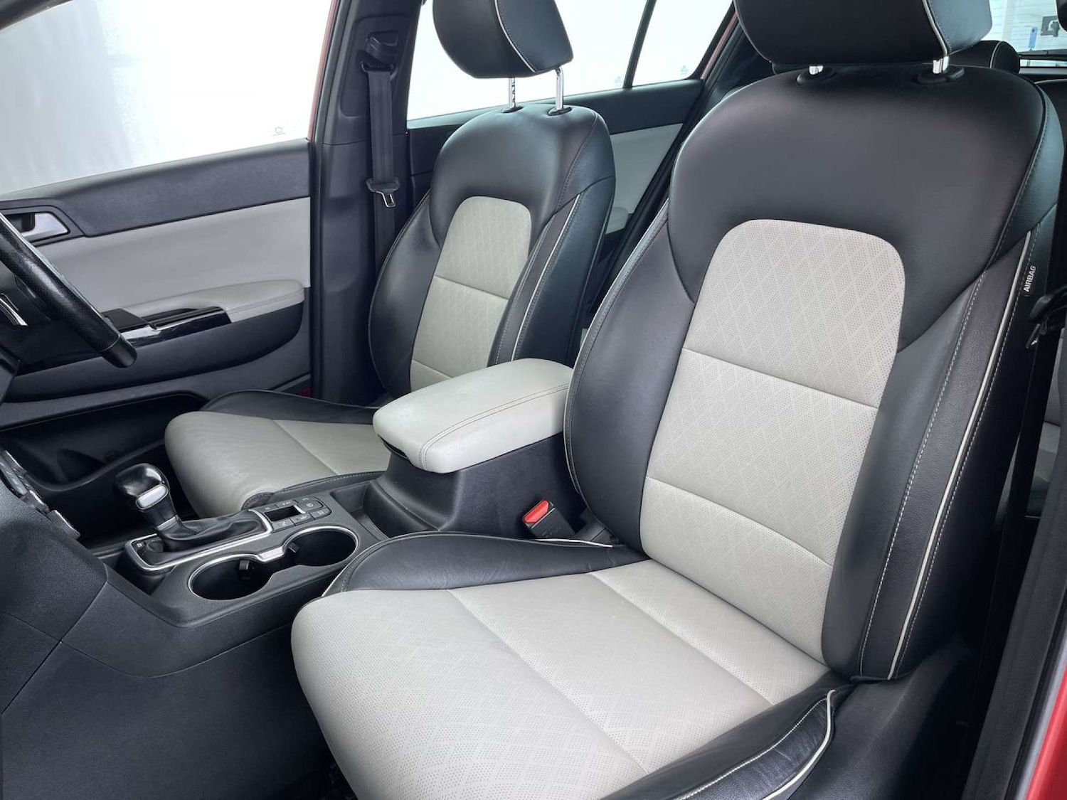 Used Kia Sportage 2017 for sale - 76544316: Photo 32