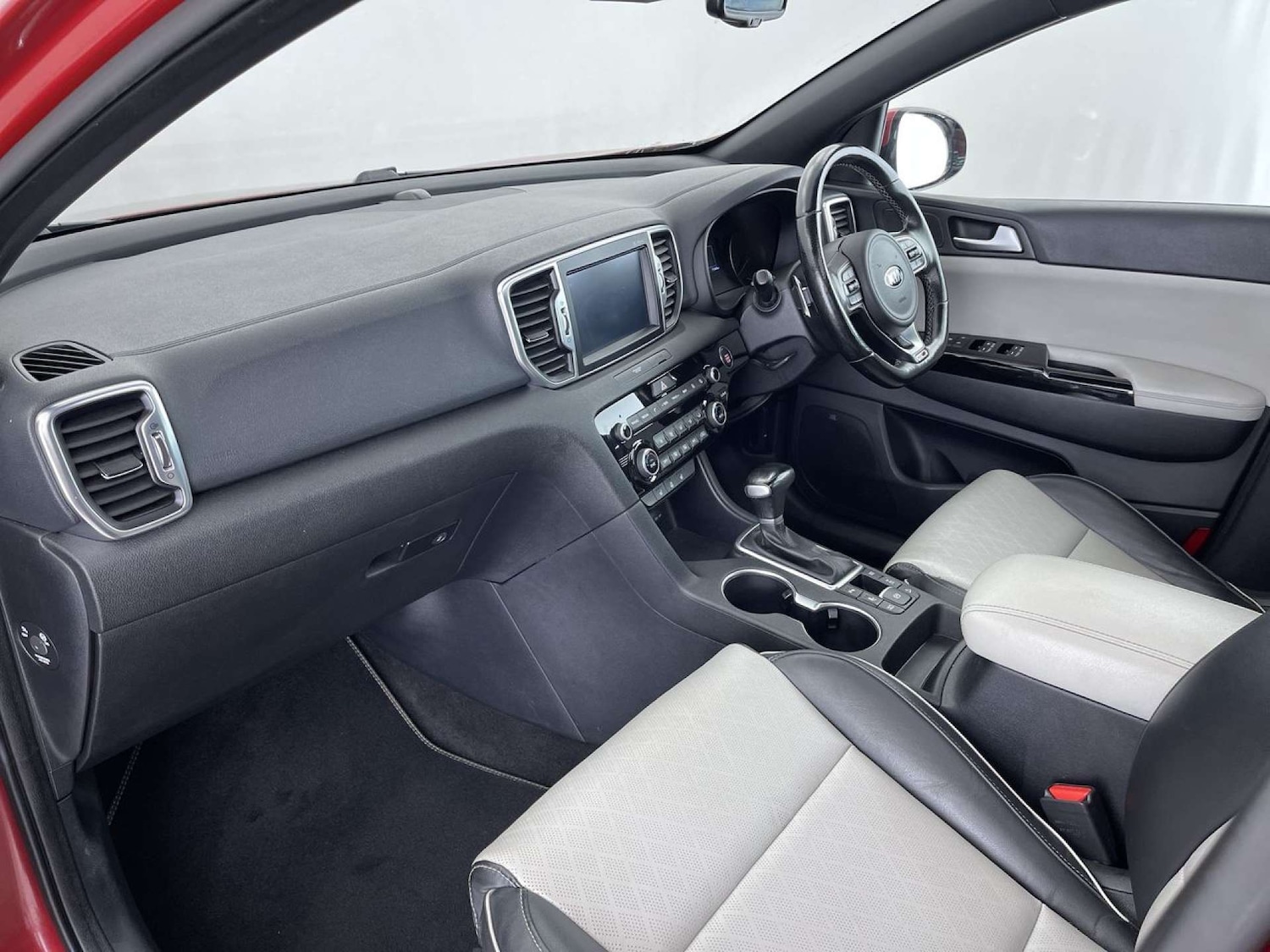 Used Kia Sportage 2017 for sale - 76544316: Photo 33