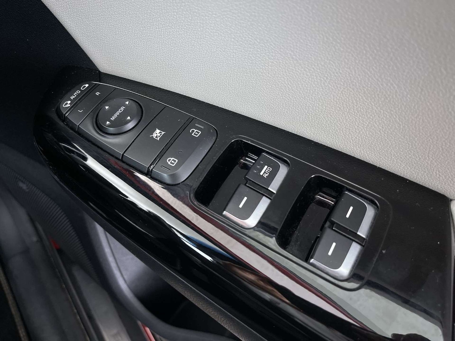 Used Kia Sportage 2017 for sale - 76544316: Photo 54