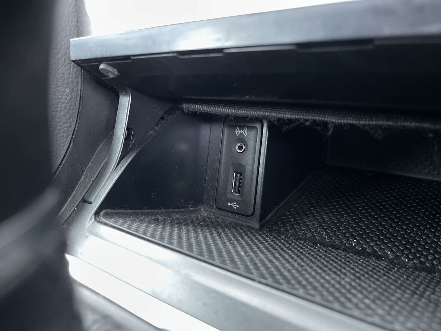 Used Volkswagen Golf 2017 for sale - 76385801: Photo 46