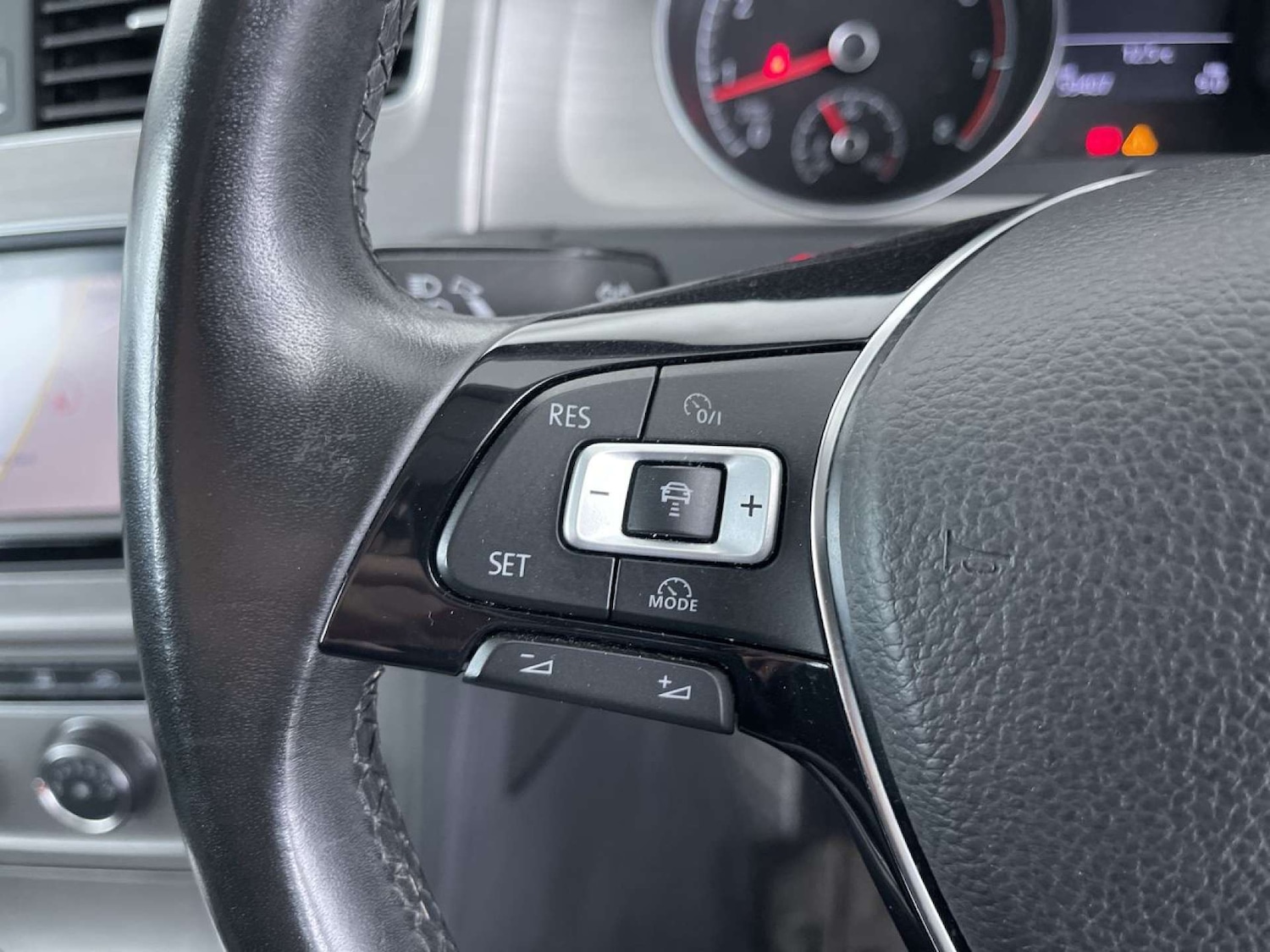 Used Volkswagen Golf 2017 for sale - 76385801: Photo 51