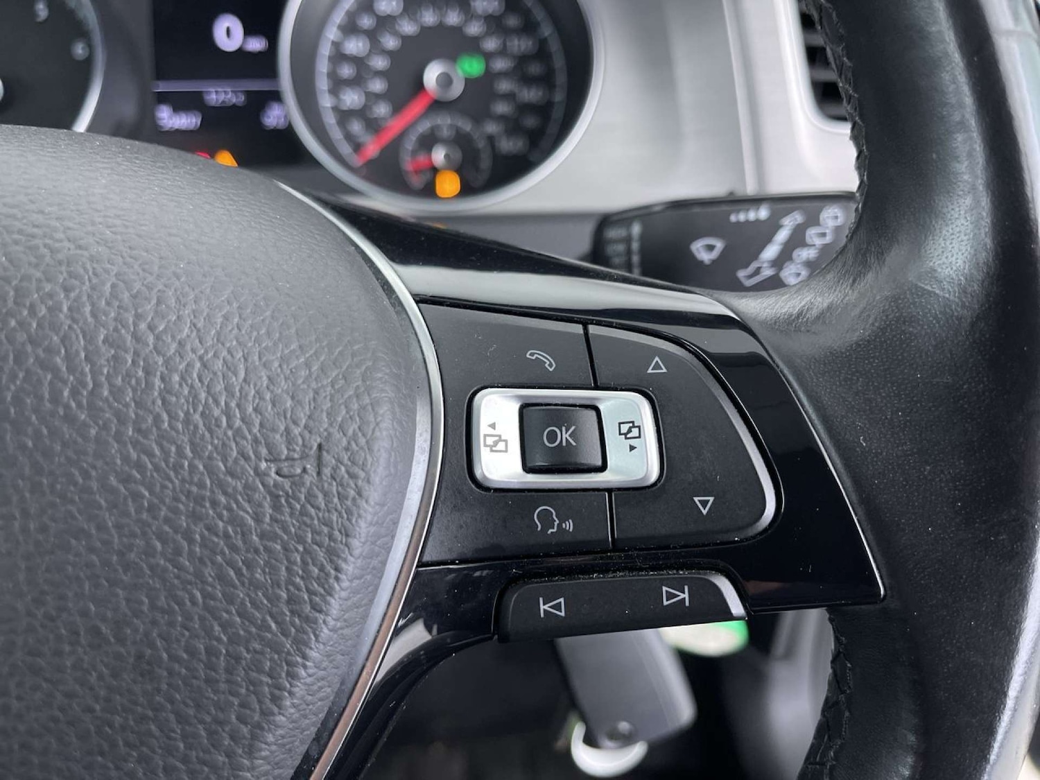 Used Volkswagen Golf 2017 for sale - 76385801: Photo 52