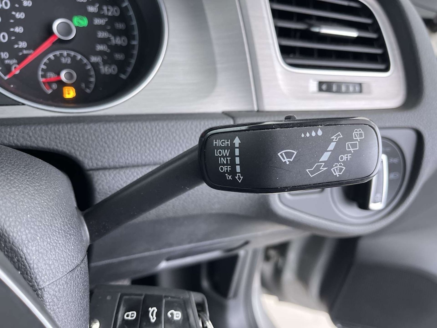 Used Volkswagen Golf 2017 for sale - 76385801: Photo 54