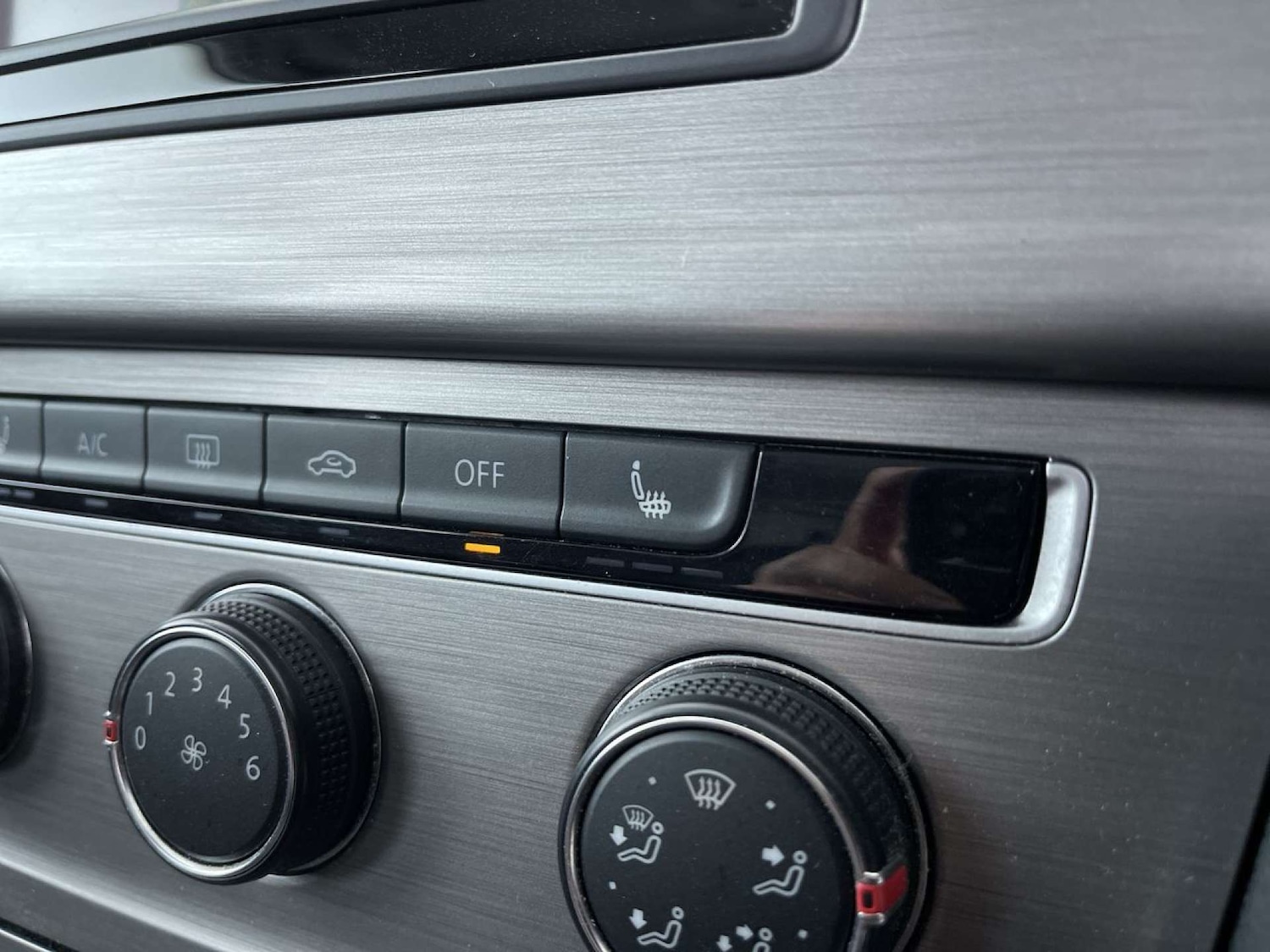 Used Volkswagen Golf 2017 for sale - 76385801: Photo 55